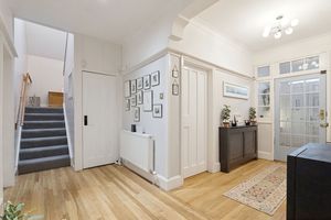 Photo 27- click for photo gallery